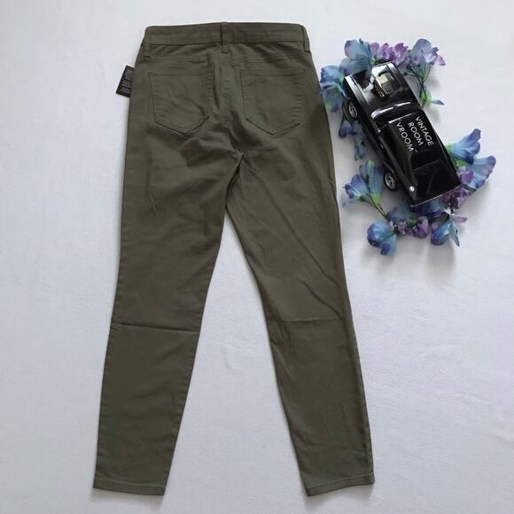 Regeneration by Celebrity Pink NWT Meadow Ankle Skinny Jeans Juniors/Women 5/27 - Picture 6 of 10